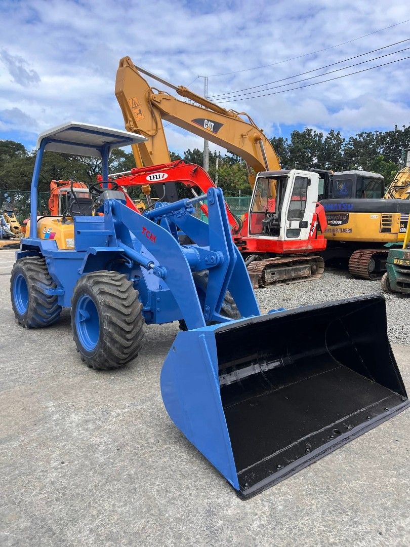 TCM L6-2 (Category: Heavy Vehicles) located in Manila. Submitted by joemelynas44875 (Listing ID 1420588289, Image 1). Description: TCM L6-2 mini loader 🔺 0.8cbm 🔺 2008 🔺 4 cylinder 🔺 4,000+hrs 🧿 Legit Japan surplus 💯 direct import 🧿 Fully reconditioned unit 🧿 With 1 month warranty for pump and engine 🧿 Cash or Bank finance 🪬For more details and inquiries pls PM or Ms. Joms 📲 09267665558.