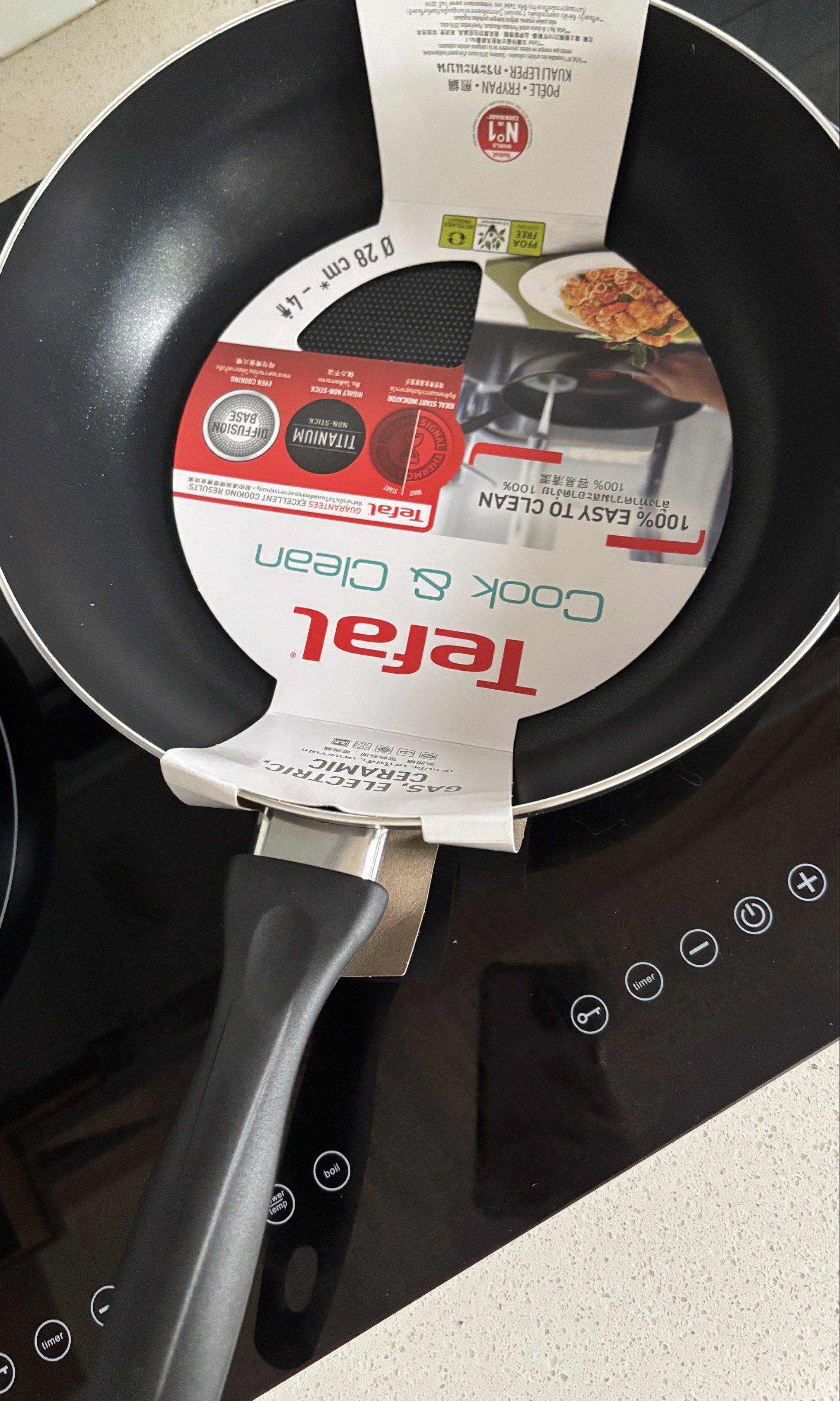 Tefal Cook 'N Clean Frypan 28cm (Category: Cookware & Accessories) located in Sorsogon. Submitted by nix1026 (Listing ID 1420573963, Image 1). Description: .