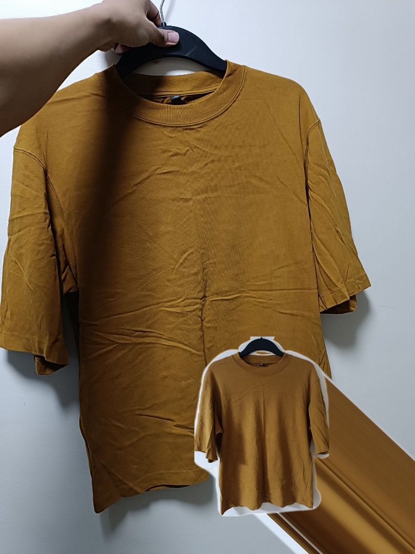 Uniqlo Oversized Shirt (Mustard) (Category: Tshirts & Polo Shirts ) located in Rizal. Submitted by negaman (Listing ID 1420717128, Image 1). Description: Uniqlo Oversized Shirt (Mustard) Used like new!! SIZE S MEN Price 350php RFS: Not used, Decluttering and Moving Out Sale!! .