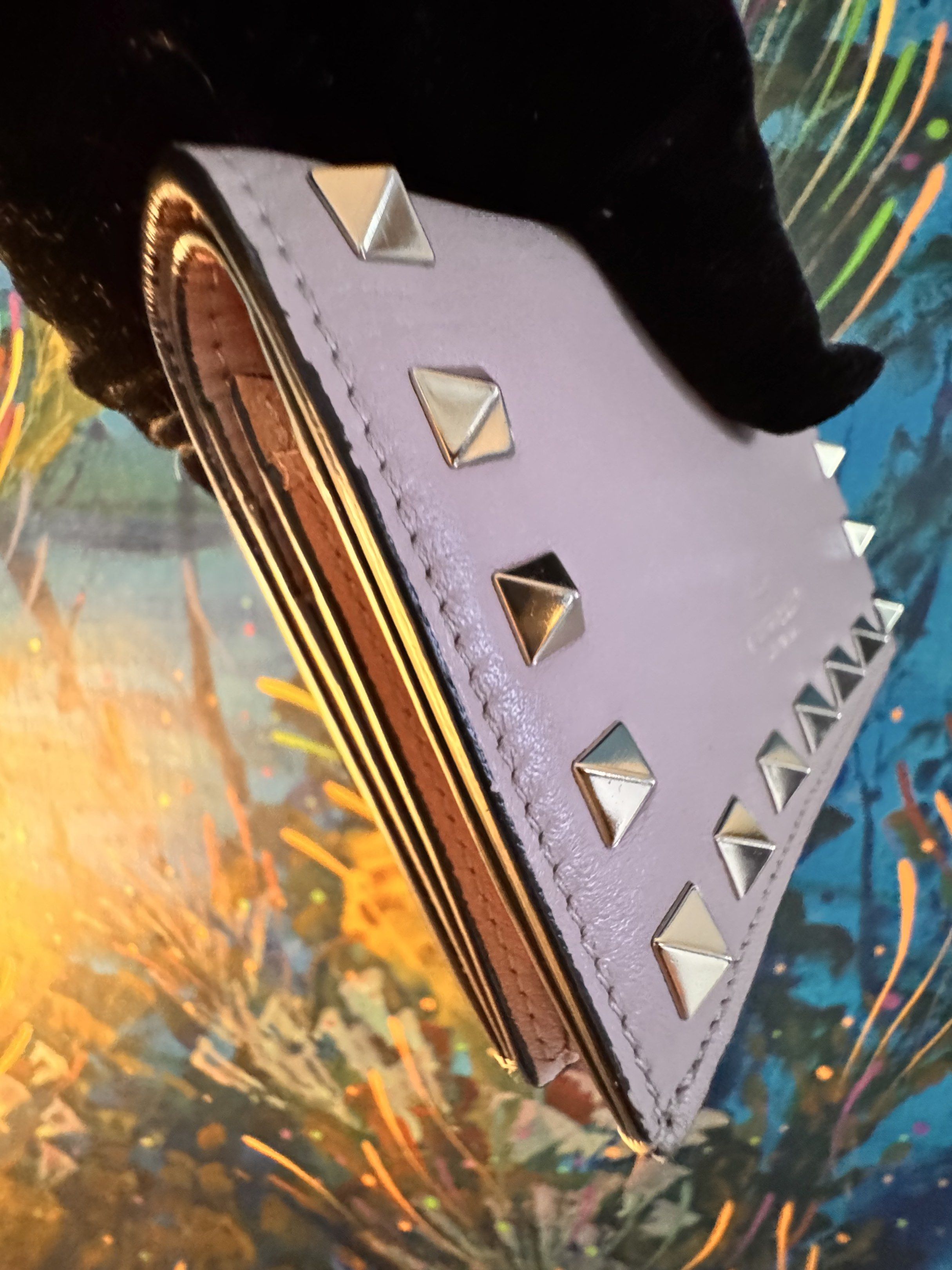 Valentino GaraVani short bifold wallet (Category: Wallets & Card holders) located in Quezon City. Submitted by jmako (Listing ID 1420570558, Image 3). Description: I’m good condition Authentic .