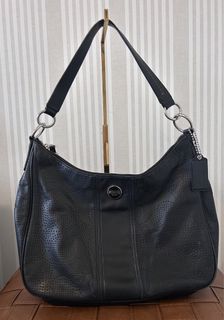(Category: ) located in . Submitted by byjulietvintage (Listing ID 1420572699, Image 1). Description: .