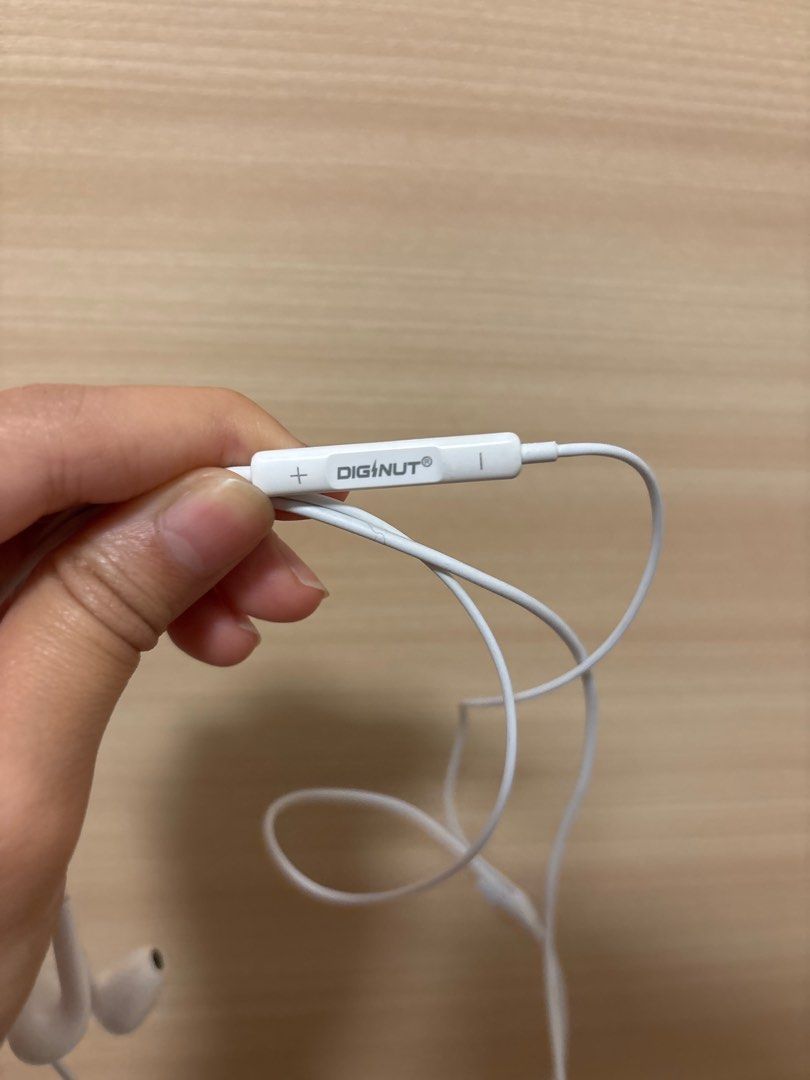 Wired Earpiece65561363415810111