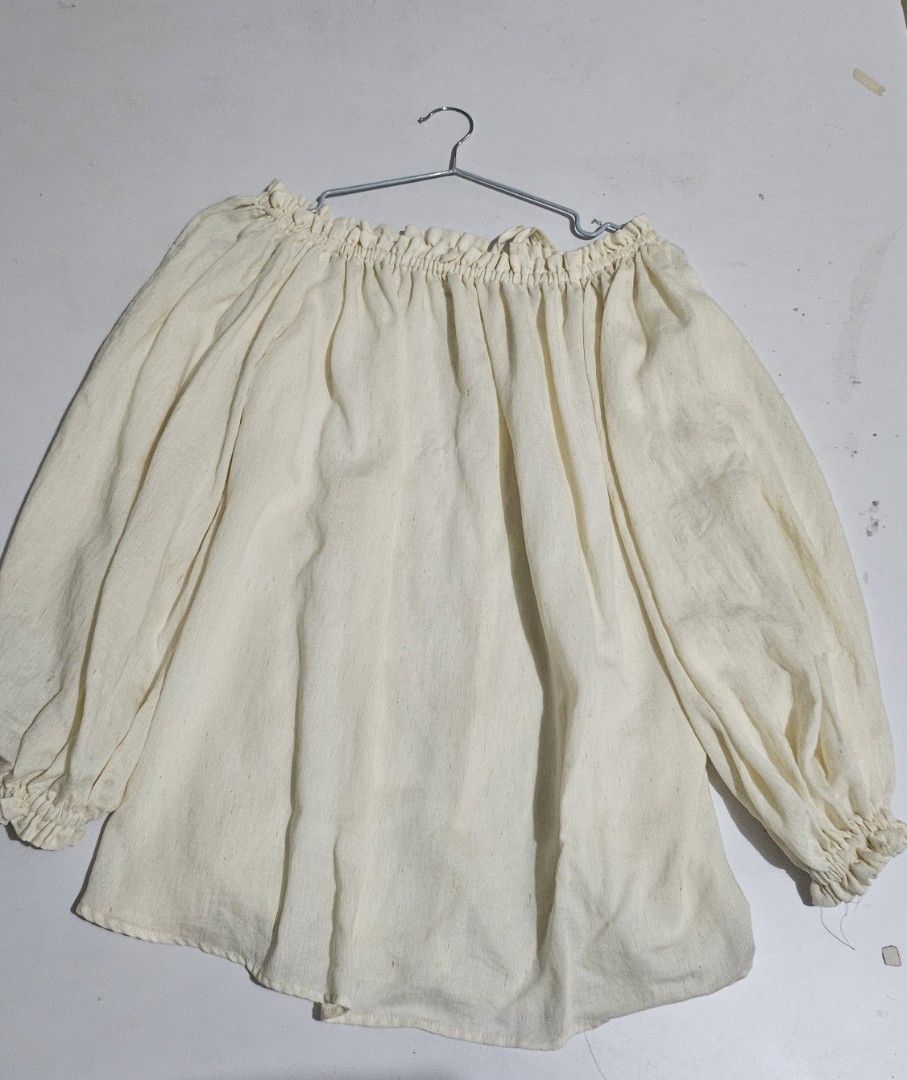 Wool Grain Linen Puff Yellow Off-Shoulder Blouse (Category: Longsleeves) located in Manila. Submitted by mikafinds (Listing ID 1420640592, Image 3). Description: bought from somsstorefy.ph - Bona Top - other cuff is more loose than the other but not noticeable RFS: I don't see myself wearing it now Mode of payment: Gcash Delivery: Shouldered by buyer Mode of Delivery: Lalamove or Grab.