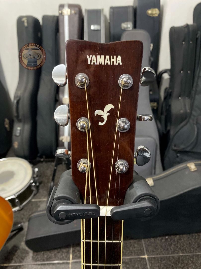 Yamaha FS-TA TransAcoustic Guitar (Category: Musical Instruments) located in Manila. Submitted by acousticat (Listing ID 1420728805, Image 2). Description: For Sale / Swap Please Read Location: Tondo, Manila ----------------------------------- Yamaha FS-TA TransAcoustic Guitar 38K ₱38,000 (40K trade value) Almost New! Solid Sitka Spruce top Mahogany back & sides System-70 TransAcoustic preamp Zero-Impact SRT piezo pickup With internal actuator Bu