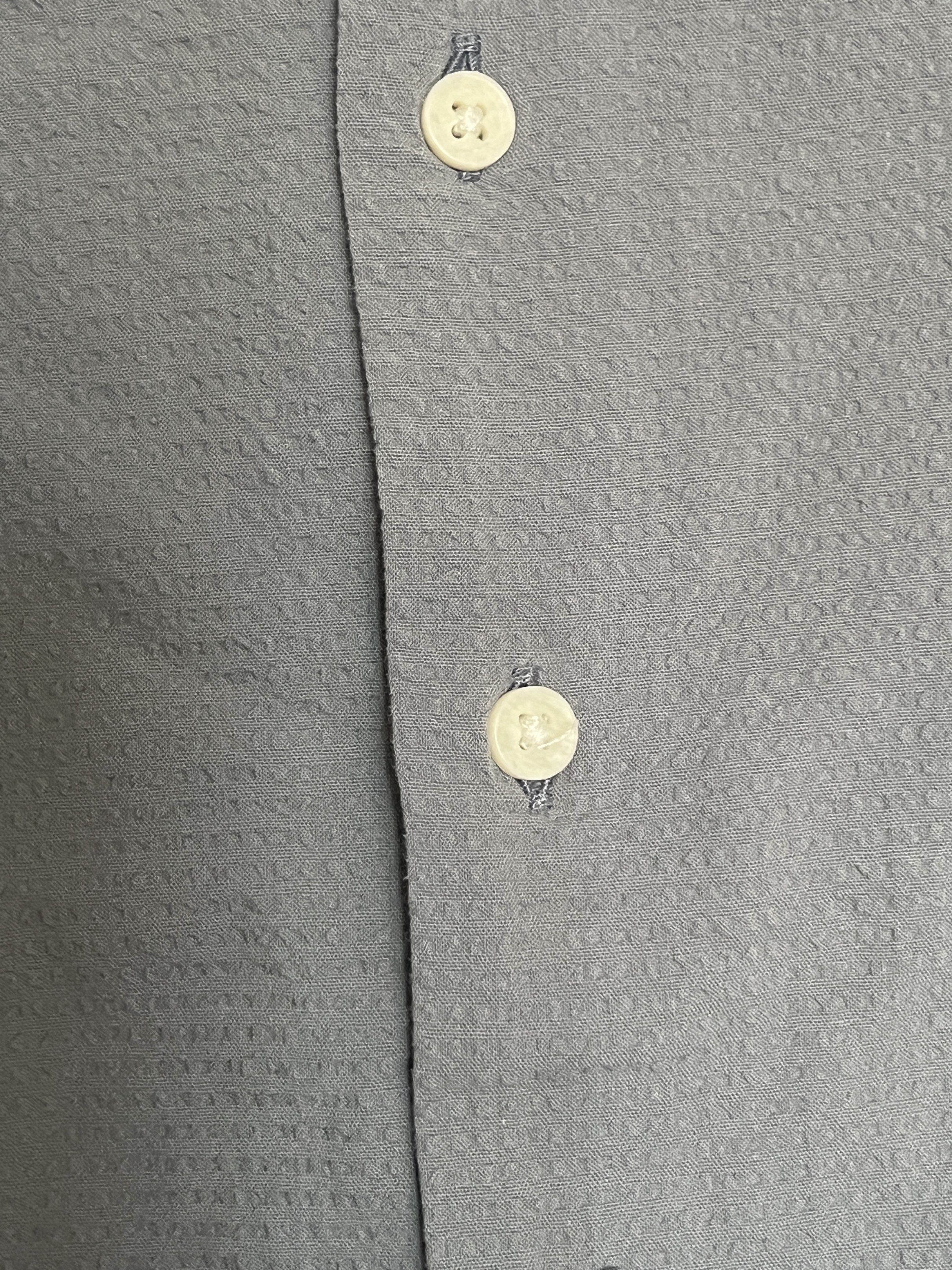 Zara Summer Polo Mens (Category: Tshirts & Polo Shirts ) located in Manila. Submitted by ty.ringo (Listing ID 1410424401, Image 2). Description: - Zara blue short-sleeved shirt - Textured fabric - barely worn - size 13-14 kids but fits XS mens dimes chest - 22 frontlength-24 sleeve length- 20 back width- 21 arm width- 8.