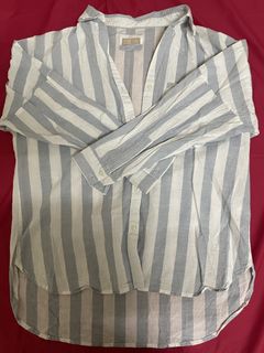 (Category: ) located in . Submitted by chloriswardrobe (Listing ID 1424051927, Image 1). Description: .