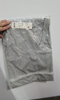 由 chyhun (刊登 ID 1424091008，圖片 1) 提交，位於 的 (類別：)，說明：。