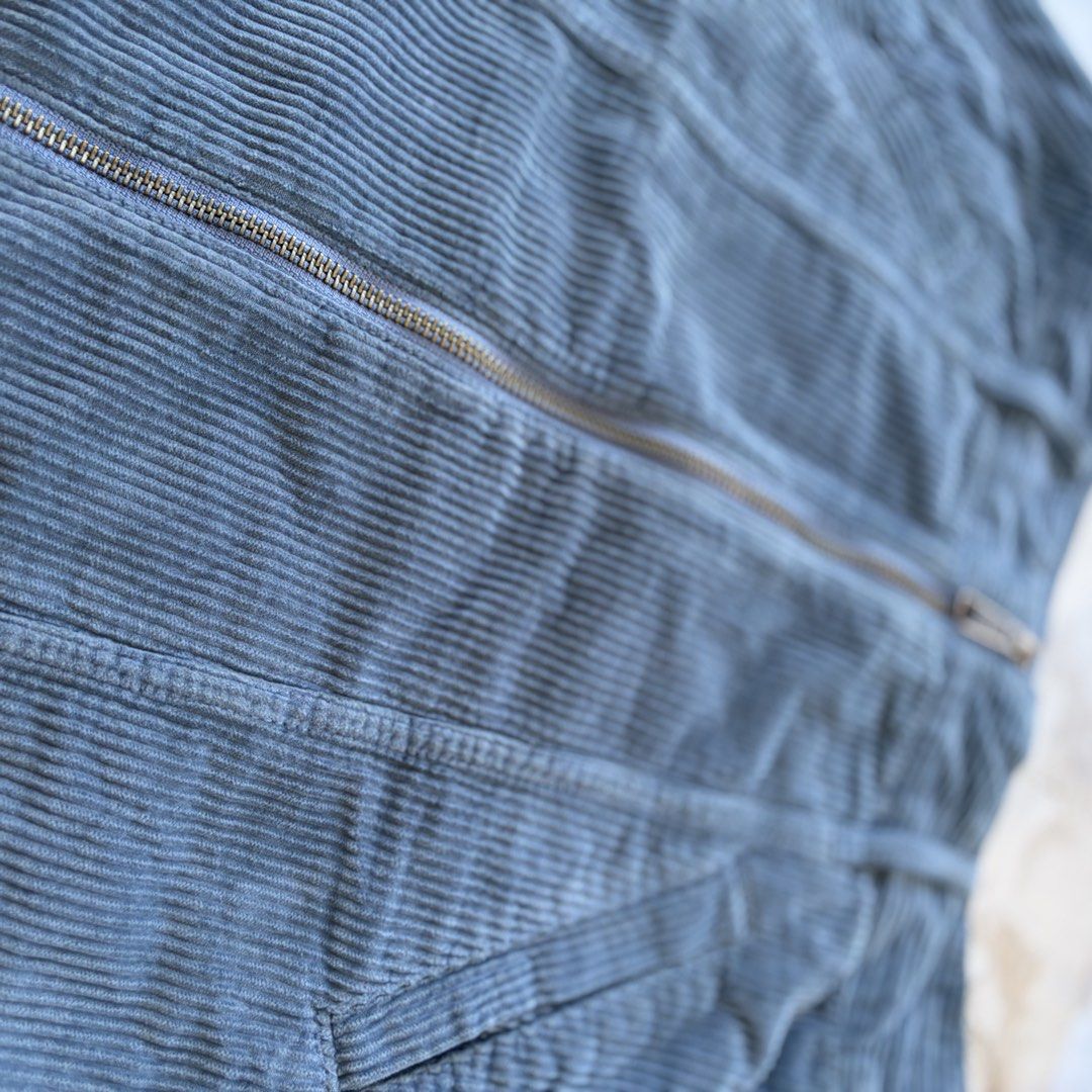 American Eagle Corduroy Mini Skirt (Category: Skirts) located in Bulacan. Submitted by speczone (Listing ID 1424140690, Image 3). Description: Size 26 - No issue! can pass as bnew .