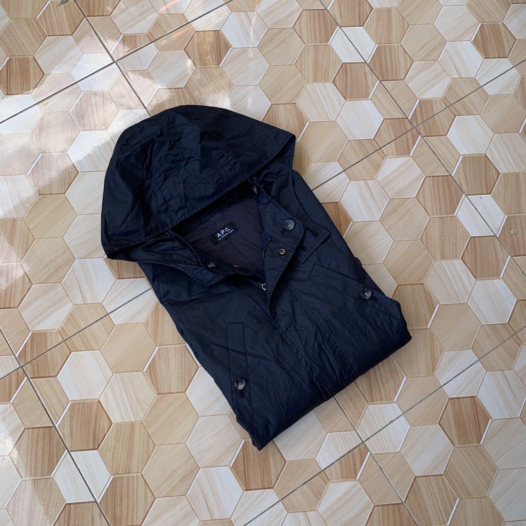 A.P.C Vintage Polyurethane Multi Pocket Long Jacket❗️❗️❗️ (Category: Coats, Jackets and Outerwear) located in Cebu City. Submitted by darrylopon12219 (Listing ID 1424011400, Image 1). Description: A.P.C Vintage Polyurethane Multi Pocket Long Jacket❗️❗️❗️ As New Condition No Issue Need Wash Only Size Medium to Large Color Rate 9.9/10 Dimes:W21 L30 📍 CONSOLACION, CEBU ‎🚚Can ship via J&T ‎DM NOW📩.