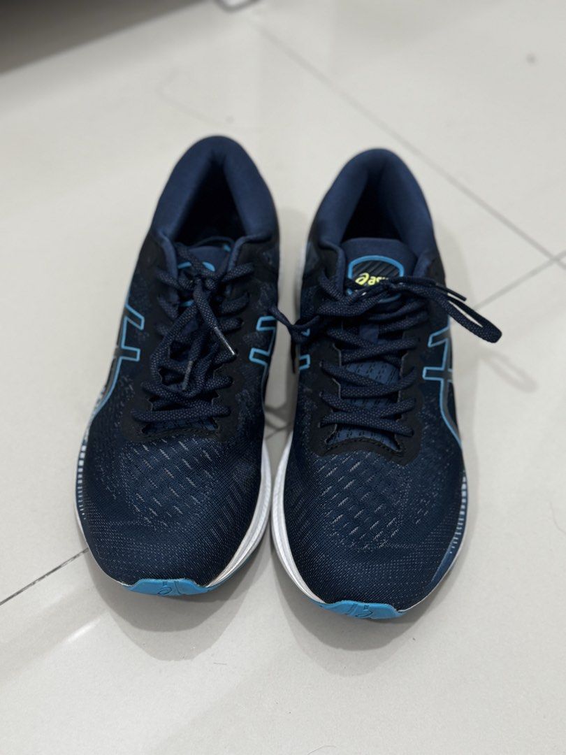 Asics Gel-Kayano 27 Running Shoes (Category: Sneakers) located in Quezon City. Submitted by caliemnl (Listing ID 1424162021, Image 2). Description: Asics Kayano 27 Used Rfs: not used anymore .
