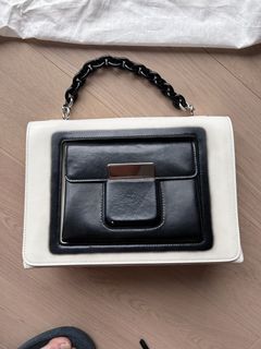 （分類：）位於 。 由 luncheonman 提交（商品編號 1424053865，圖片 1）。簡介： 。
