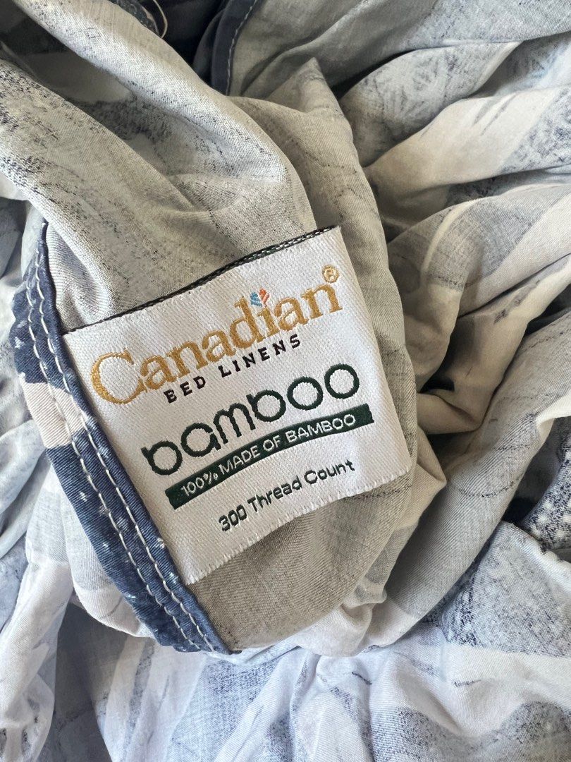 Bamboo Canadian Bedsheet Queen Size Premium (Category: Bedding & Towels) located in Taguig. Submitted by adaricarda (Listing ID 1424066195, Image 2). Description: Bought at SM Department Store Premium quality Queen-size The fabric is moisture-wicking and cool..