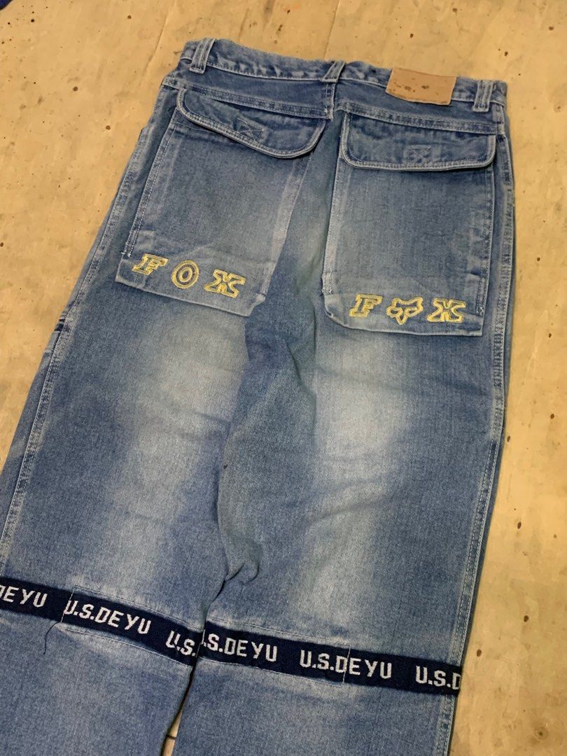 Bootleg Fox Baggy Pants (Category: Jeans) located in Manila. Submitted by vanmeds (Listing ID 1424102822, Image 2). Description: Bootleg Fox Pants size 31 waist / 40 length no issue ₱450 +sf.