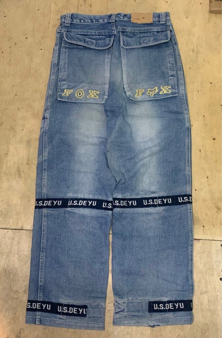 Bootleg Fox Baggy Pants (Category: Jeans) located in Manila. Submitted by vanmeds (Listing ID 1424102822, Image 1). Description: Bootleg Fox Pants size 31 waist / 40 length no issue ₱450 +sf.