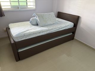 (Category: ) located in . Submitted by qwity (Listing ID 1423987969, Image 1). Description: .