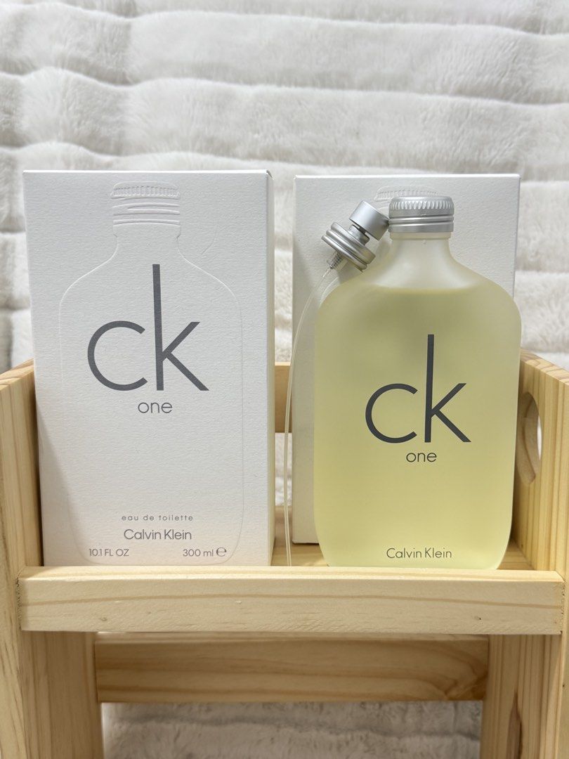 Calvin Klein CK One Eau de Toilette (Category: Fragrance & Deodorants) located in Quezon City. Submitted by nics. (Listing ID 1423972371, Image 1). Description: For decant/s: 10ml- 200php 30ml- 600php 100% Guaranteed authentic & 3x moneyback if fake po ❤️.