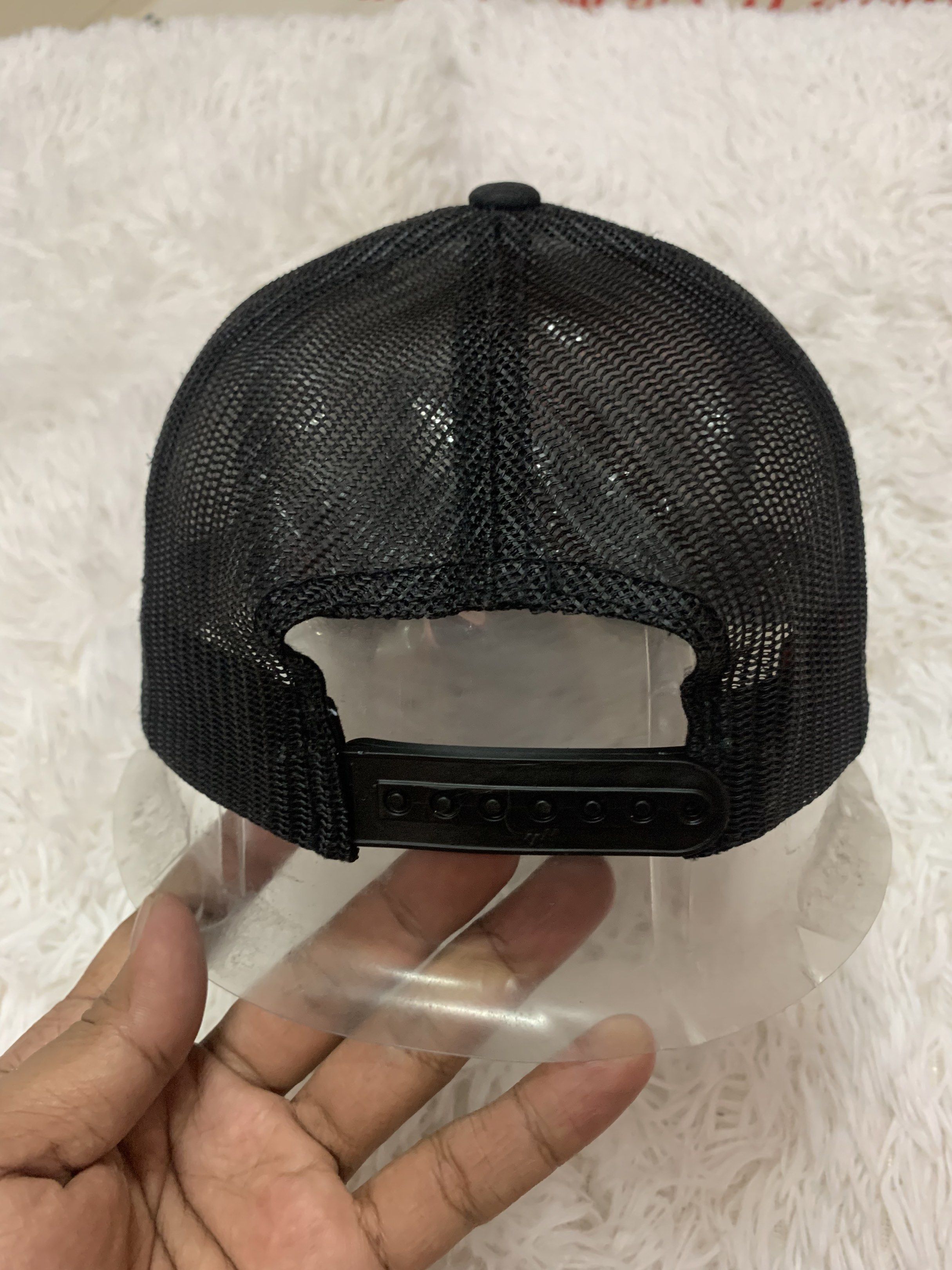 Cap (Category: Cap & Hats) located in Ipoh. Submitted by kabundle (Listing ID 1424135789, Image 3). Description: Item : Bundle Cond : 9/10 Brand : - Whtsapp no - 017-7575..9..0..5 ** Post by dfod Cod area Ipoh / kuala kangsar.