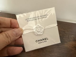 （分類：）位於 。 由 puzzlej 提交（商品編號 1423989558，圖片 1）。簡介： 。