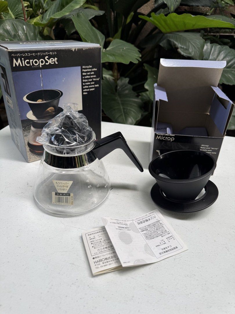 Coffee drip with teapot (Category: Coffee Machines & Makers) located in Davao. Submitted by parteawares2 (Listing ID 1423990378, Image 1). Description: One piece teapot with coffee drip .