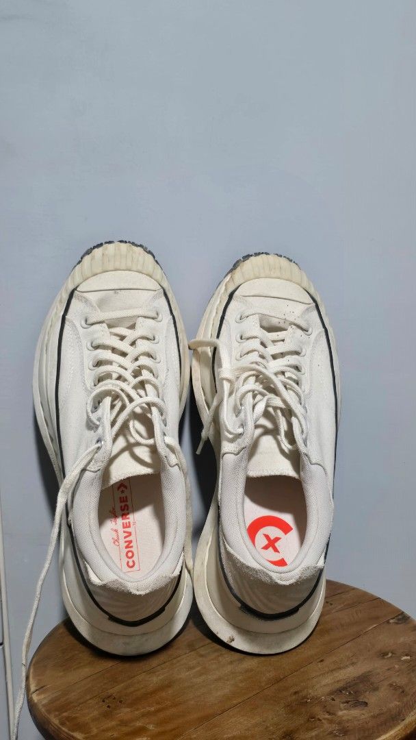 Converse Chuck Taylor CX White Sneakers (Category: Sneakers) located in Quezon City. Submitted by ayronjustin (Listing ID 1424051416, Image 1). Description: - White Converse Chuck Taylor CX sneakers - Thick, textured sole with black accents - Converse logo on insole - White laces - Classic Converse design - Canvas upper - with box - negotiable for sure buyers.