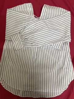 (Category: ) located in . Submitted by chloriswardrobe (Listing ID 1424051598, Image 1). Description: .