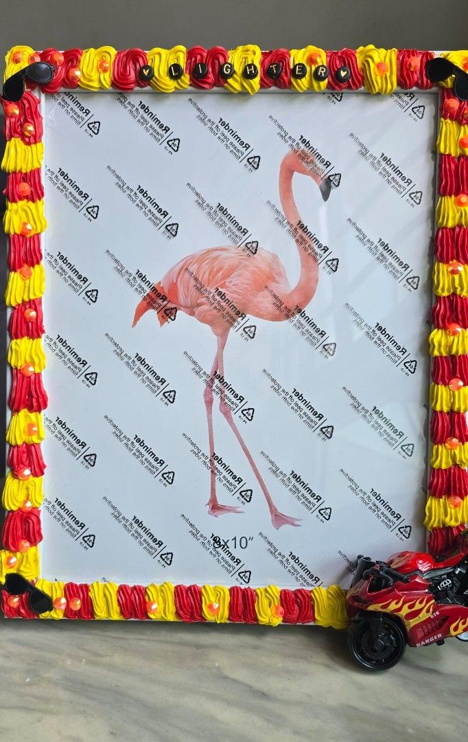CUSTOM FRAMES (Category: Handmade Craft) located in Singapore. Submitted by azzessoritez (Listing ID 1424063227, Image 1). Description: decoden decorated custom frames ! pm for any inquiries!!.