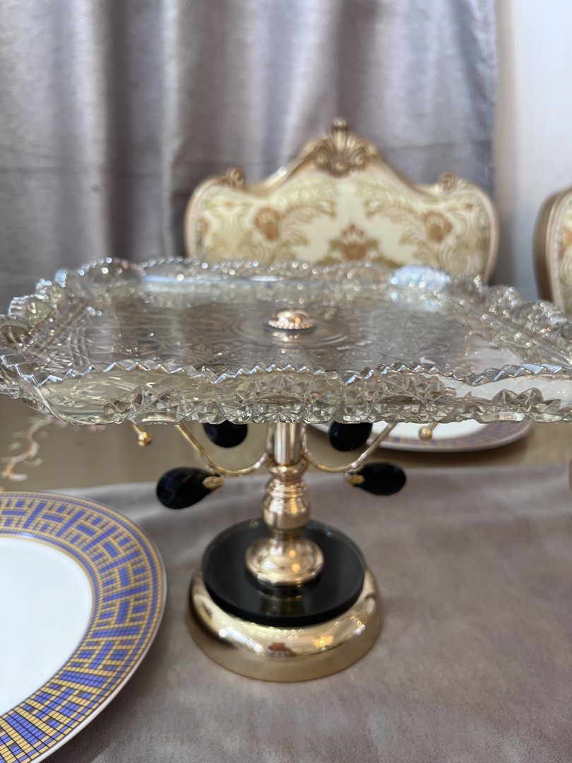 Elegant Glass Cake Stand (Category: Other Kitchenware & Tableware) located in Quezon City. Submitted by 09759391559 (Listing ID 1423976808, Image 1). Description: Glass stand cake fruit tray on hand makapal ang glass nya pwede pang accent center piece brand new 1500 each cod pwede free delivery kung 3 item kukunin cod nationwide pwede meet up! Quezon city area.