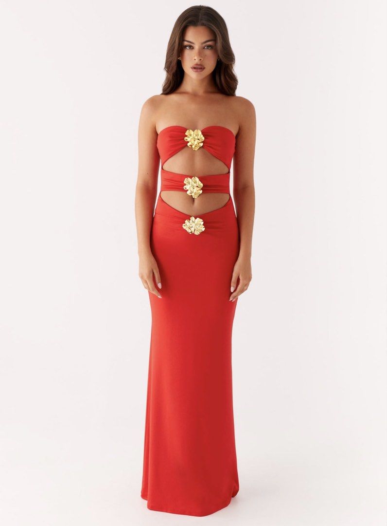 [FOR RENT OR FOR SALE] - Peppermayo Raye Maxi Dress (Category: Evening dresses & gowns) located in Bulacan. Submitted by blairdecluttering (Listing ID 1423989202, Image 3). Description: RENT IS GOOD FOR 3 DAYS Security deposit of 500 For sale - 3000 SRP - 6000.