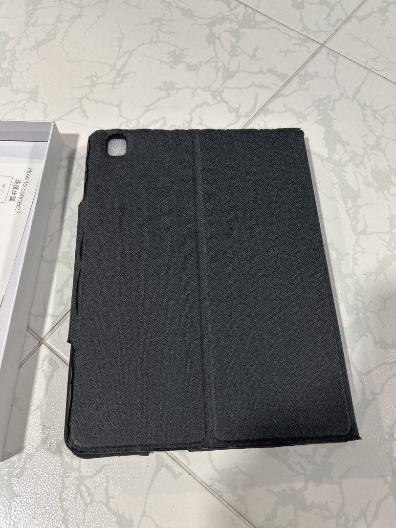 iPad 10.2” cover with keyboard442353297581025282