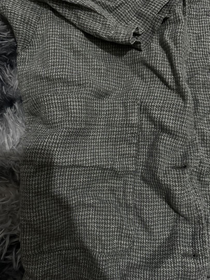 Kenzo Paris Linen Coat Jacket in Grey (Category: Tshirts & Polo Shirts ) located in Puerto Princesa. Submitted by 22B_Garments (Listing ID 1424141239, Image 3). Description: WIDTH 18 LENGTH 29 - Kenzo Paris button-up shirt - Grey and white checkered pattern - Collared neckline and long sleeves - Button-down closure - Single chest pocket - Size 6 - Made in Italy Kenzo Kenzo Paris Junya Watanabe COMME des GARÇONS .
