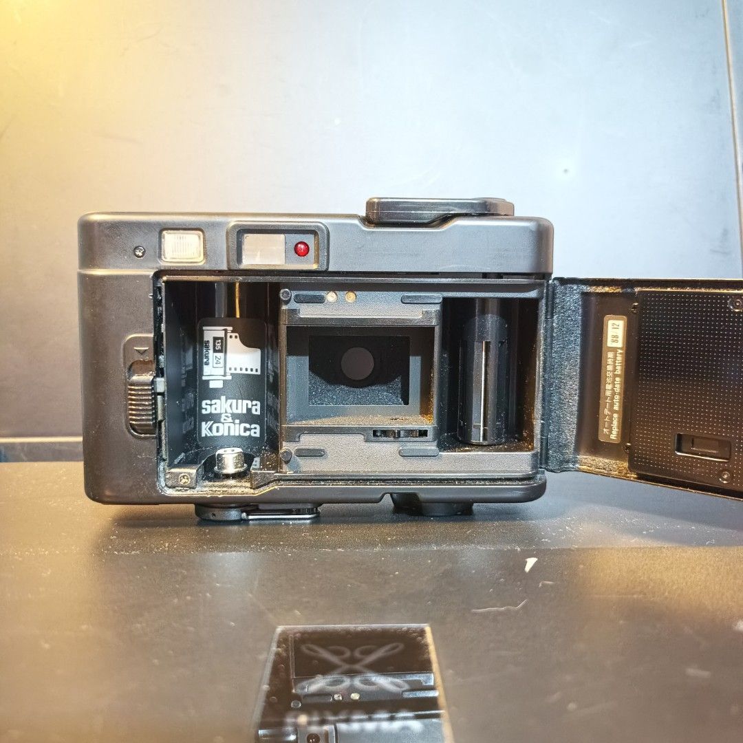 Konica EFJ Auto Date 35mm compact film camera. (Category: Cameras) located in Caloocan City. Submitted by glavesart (Listing ID 1423999144, Image 3). Description: Konica EFJ Auto Date 35mm compact film camera. Lens✅ Flash✅ Battery slot✅ Film slot✅ Automatic crank✅ Quartz Date✅ View finder✅ Timer✅ Iso✅ Automatic focus✅ No issues... Just few faded paint.
