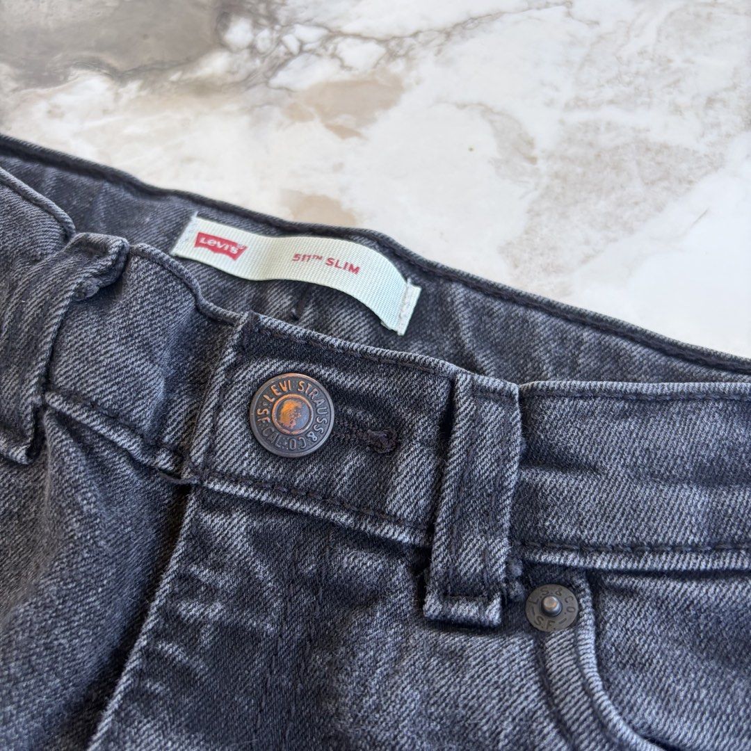Levi's 511 Slim Fit Jeans (Category: Jeans) located in Bulacan. Submitted by speczone (Listing ID 1424141298, Image 3). Description: Levi's 511 Jeans No issue .