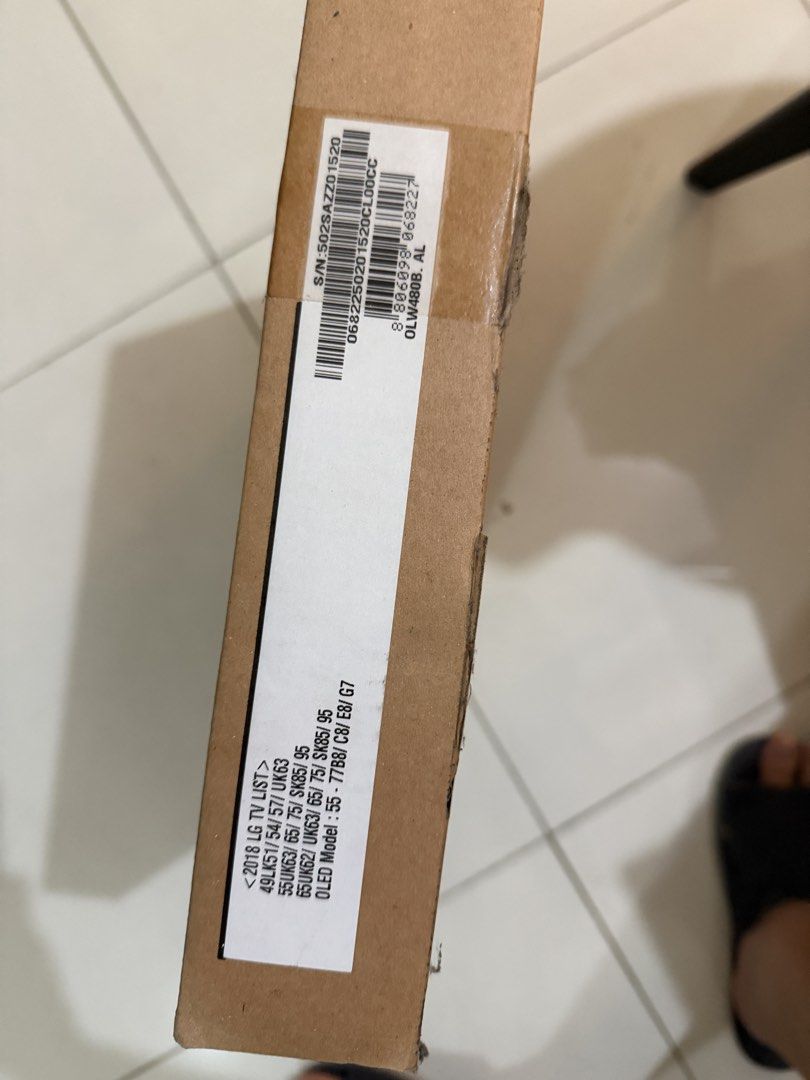 LG EZ Slim Wall Mount (Category: TV Parts & Accessories) located in Quezon City. Submitted by struc101 (Listing ID 1424096718, Image 2). Description: Loc: Eastwod.