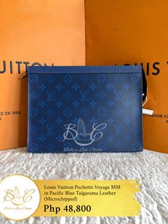 (Category: ) located in . Submitted by belles_lux_closet (Listing ID 1424058481, Image 1). Description: .