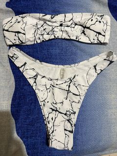 (Category: ) located in . Submitted by volatile.waters (Listing ID 1423983787, Image 1). Description: .