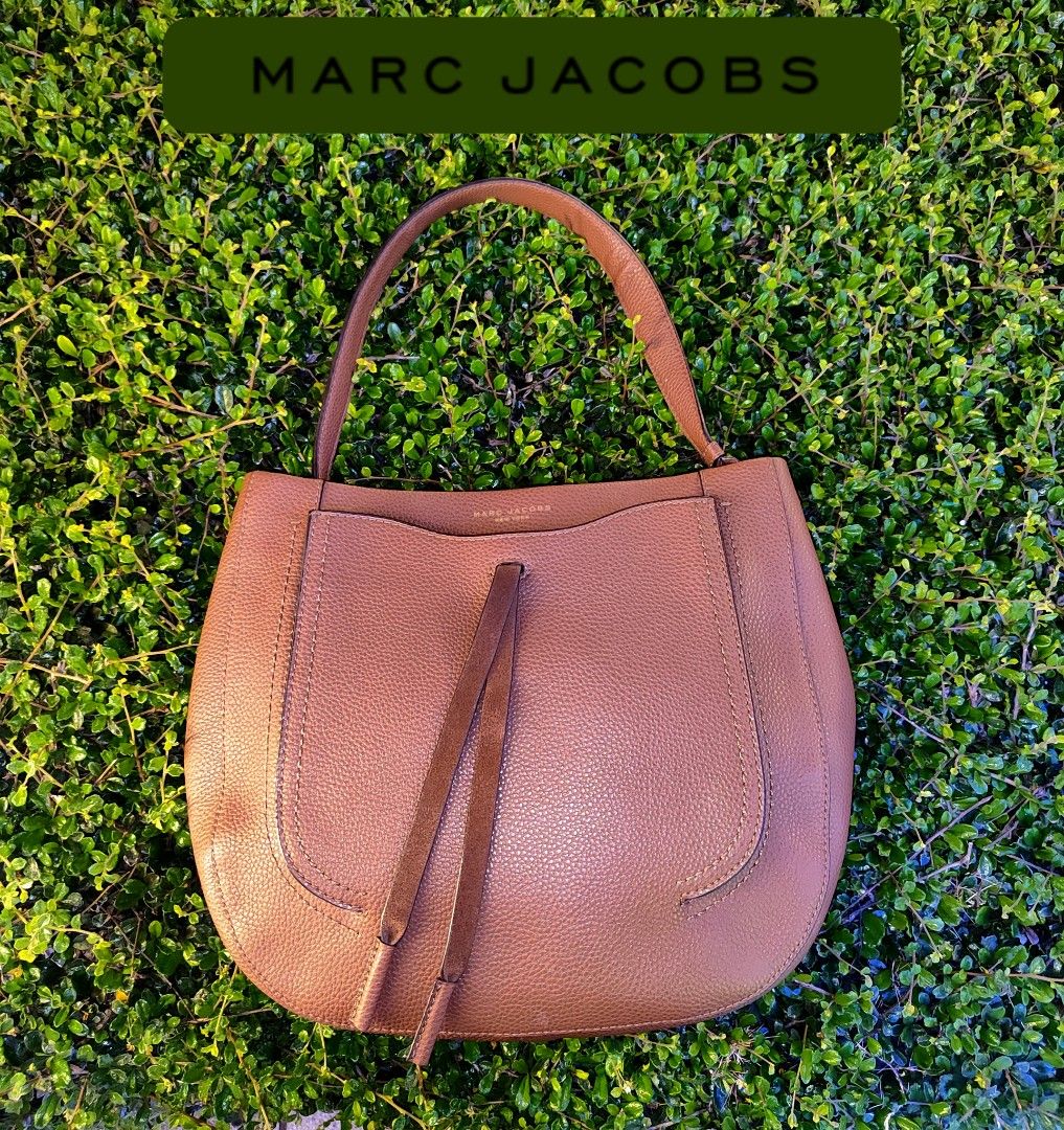 Marc Jacobs Maverick Hobo Leather Bag (authentic) (Category: Luxury Bags & Wallets) located in Cebu City. Submitted by westleygics18 (Listing ID 1424103459, Image 1). Description: Marc Jacobs Maverick Hobo Leather Bag (authentic) Excellent to New Condition Actual Pictures Posted Dm.