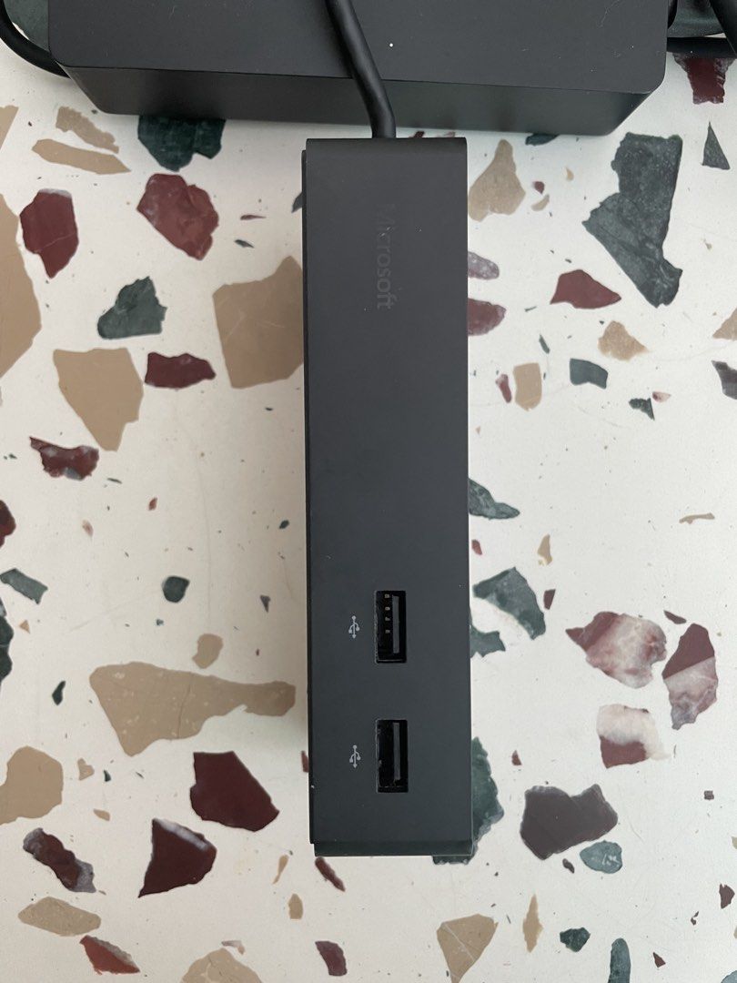 Microsoft Surface Docking Station406018822149263362
