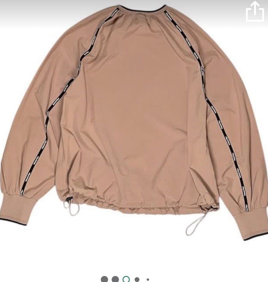 Onitsuka Nylon longsleeves salmon pink (Category: Longsleeves) located in Pasig City. Submitted by chase.declutter1 (Listing ID 1424100903, Image 3). Description: .