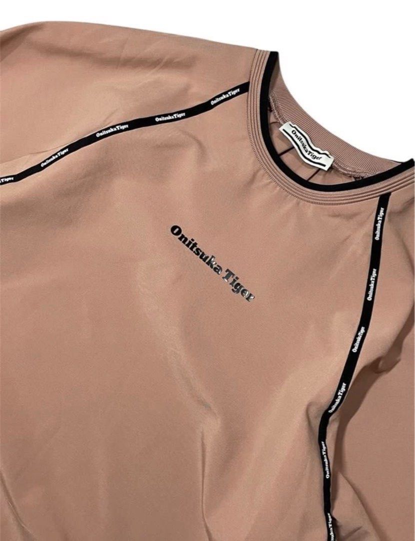 Onitsuka Nylon longsleeves salmon pink (Category: Longsleeves) located in Pasig City. Submitted by chase.declutter1 (Listing ID 1424100903, Image 2). Description: .