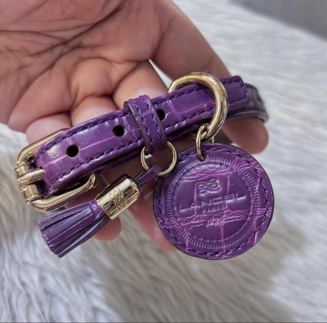 Original Lancel Paris Dog Collar (Category: Homes & Other Pet Accessories) located in Paranaque City. Submitted by dalle_closet (Listing ID 1424039941, Image 2). Description: Size: 12-13.8inches Genuine leather Ganda halos new pa.