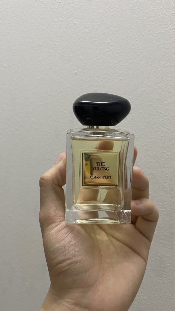 perfume partial (Category: Fragrance & Deodorants) located in Subang Jaya. Submitted by auwhwu88 (Listing ID 1424162213, Image 3). Description: Swy intensely, valentino coral fantasy, valentino uomo intense, the yulong, fm rose tonnerre, profondo edp Condition: FP, Juice Balance profondo edp 95ml swy intensely 95ml coral 90ml valentino intense 90ml yulong 90ml rose 35ml Sell For: profondo RM250 coral RM260 valentino intense RM260 yulong RM610 ros