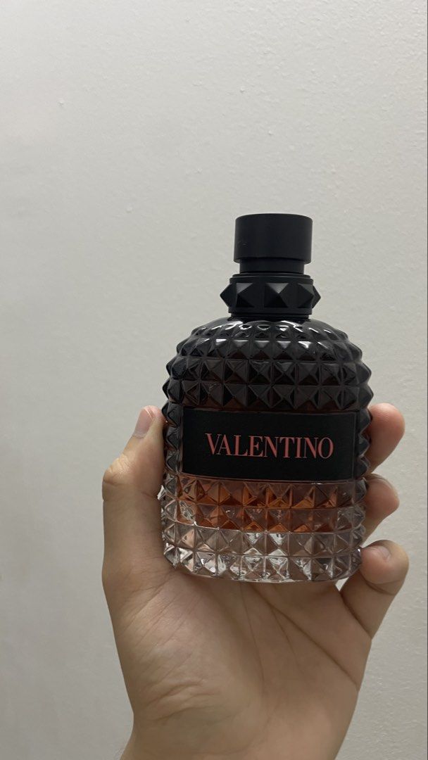 perfume partial (Category: Fragrance & Deodorants) located in Subang Jaya. Submitted by auwhwu88 (Listing ID 1424162213, Image 2). Description: Swy intensely, valentino coral fantasy, valentino uomo intense, the yulong, fm rose tonnerre, profondo edp Condition: FP, Juice Balance profondo edp 95ml swy intensely 95ml coral 90ml valentino intense 90ml yulong 90ml rose 35ml Sell For: profondo RM250 coral RM260 valentino intense RM260 yulong RM610 ros