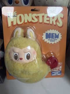 (Category: ) located in . Submitted by shopperholic01 (Listing ID 1424108828, Image 1). Description: .