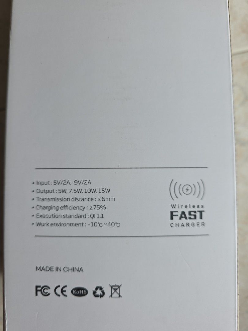 Power Desk Pad with Wireless Charging443778453199267842
