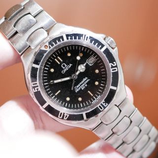 (Category: ) located in . Submitted by wonderfulwatches69 (Listing ID 1424114848, Image 1). Description: .