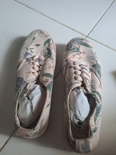 (Kategori: ) berada di . Dikirim oleh rubylicious25 (ID iklan 1424000514, Gambar 1). Deskripsi: .