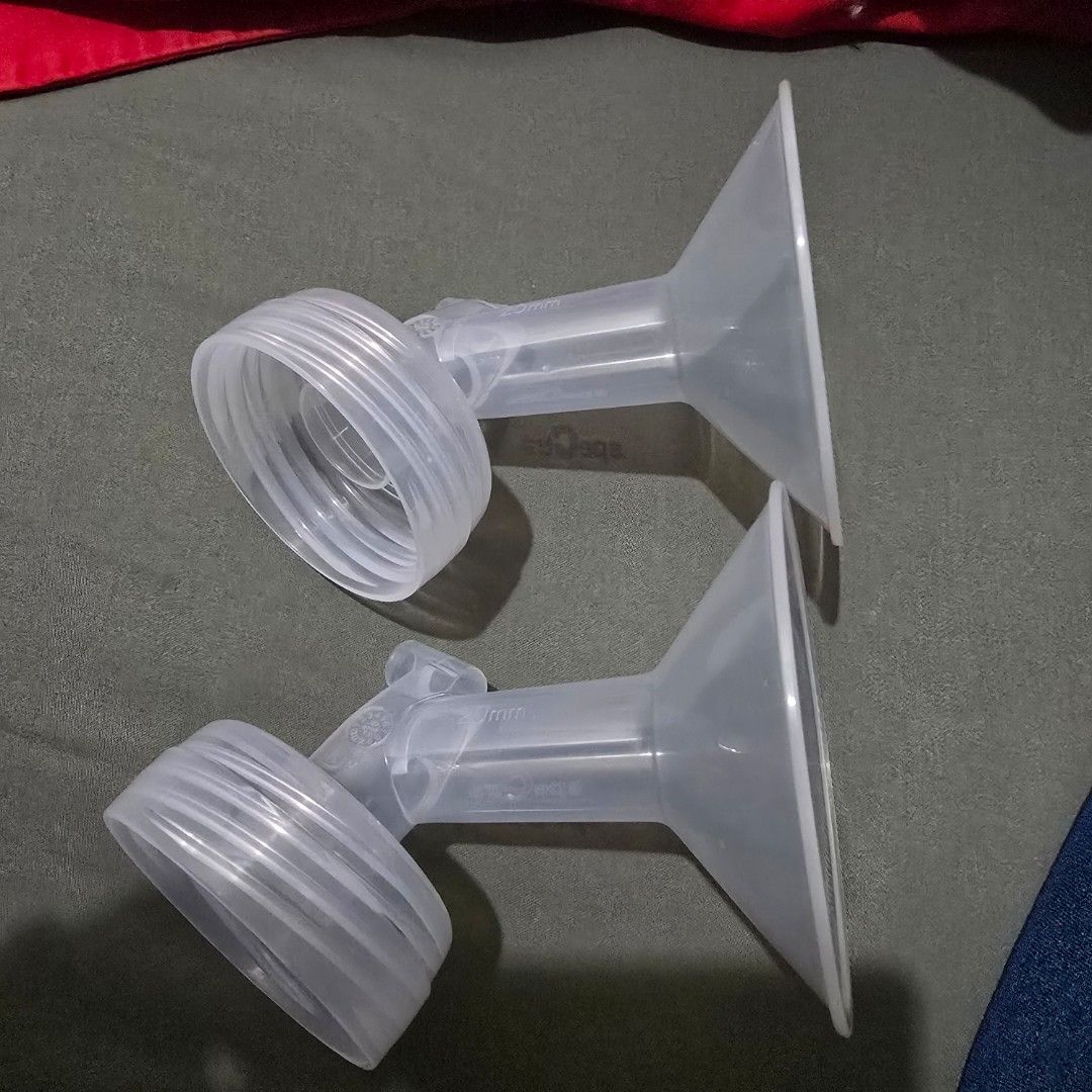 Spectra Flange 20mm (Category: Breastfeeding & Bottle Feeding) located in Manila. Submitted by cat.dee (Listing ID 1424080372, Image 1). Description: Good as new. Used twice only - Size: 20mm.