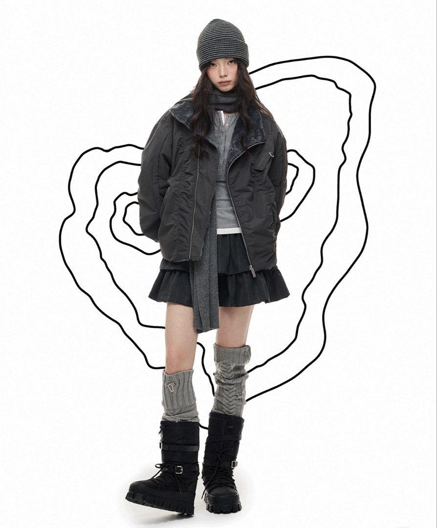 Spring Jacket (Category: Coats, Jackets and Outerwear) located in Singapore. Submitted by keyomi.n (Listing ID 1424097676, Image 1). Description: Double sided jacket, another side is fur! Only wore for my recent Japan trip. Nego for fast deal..