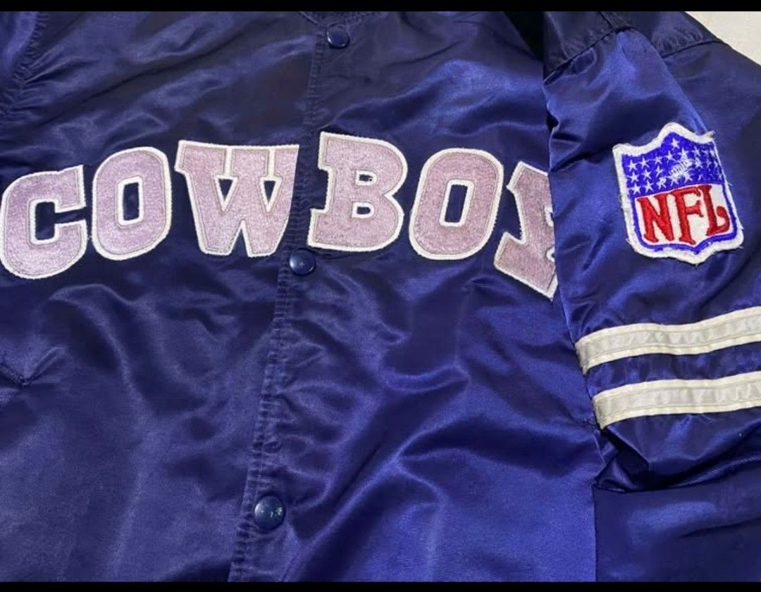 Starter NFL Dallas Cowboys Jacket (Category: Coats, Jackets and Outerwear) located in Caloocan City. Submitted by kuyamohope (Listing ID 1424116556, Image 3). Description: Vintage 90s Dallas Cowboys satin jacket by Starter made in USA Size 24x25 med on tag Very good condition 4500 (Issue check last pic).