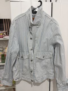 (Category: ) located in . Submitted by btrsypreloved (Listing ID 1424047989, Image 1). Description: .